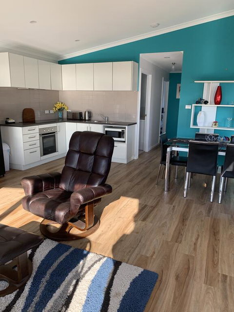 A1ViewBicheno Appartment - Hervey Bay Accommodation 0