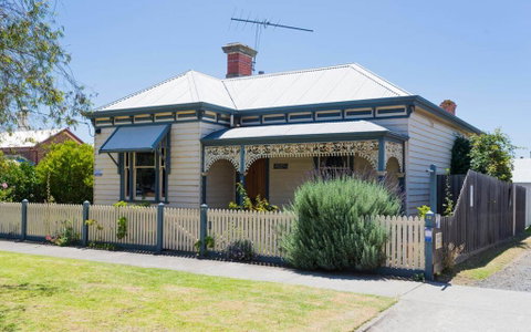 Abaleen House - Hervey Bay Accommodation 0