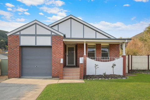 Abbey Rose - Bright, VIC - Hervey Bay Accommodation 3