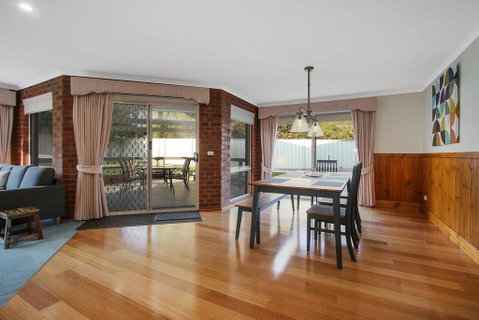 Abbey Rose - Bright, VIC - Hervey Bay Accommodation 1