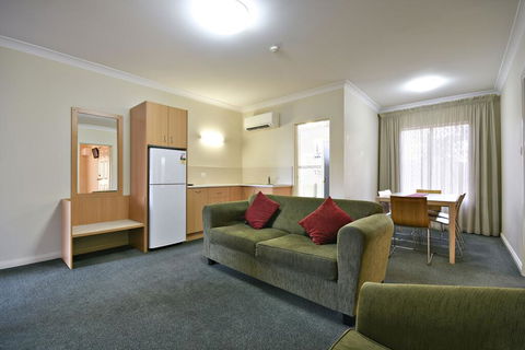 Abel Tasman Motor Inn - Hervey Bay Accommodation 2