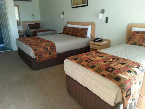 Abel Tasman Motor Inn - Hervey Bay Accommodation 1