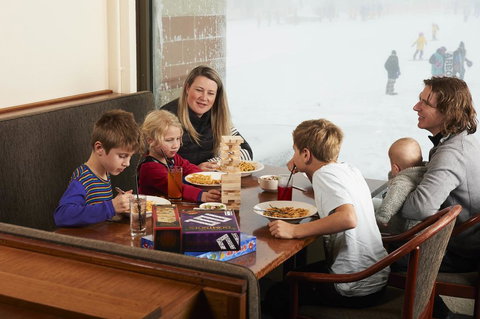 Abom Hotel - Tourism Hervey Bay 3