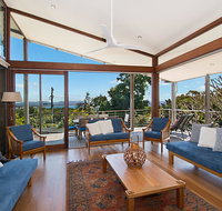 Above The Pass - Hervey Bay Accommodation