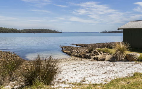 Abs By The Bay - Tourism Hervey Bay 1