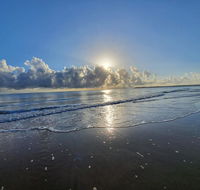 ABSOLUTE BEACH FRONT MACKAY - Comfort Resort Blue Pacific - Hervey Bay Accommodation