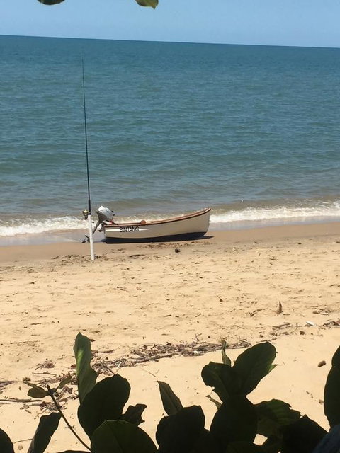 Absolute Beach Frontage, Family Friendly, Home Away From Home - Hervey Bay Accommodation 3