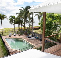 ABSOLUTE BEACHFRONT BLISS  NEWELL BEACH - Hervey Bay Accommodation