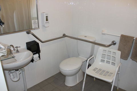 Acacia Motor Inn - Tourism Hervey Bay 2