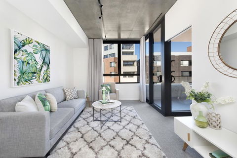 Accommodate Canberra - Azure - Hervey Bay Accommodation 1