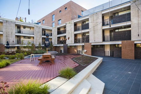 Accommodate Canberra - The Prince - Hervey Bay Accommodation 2