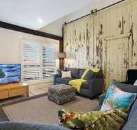 Accommodation Hunter - James Street Morpeth - Tourism Hervey Bay