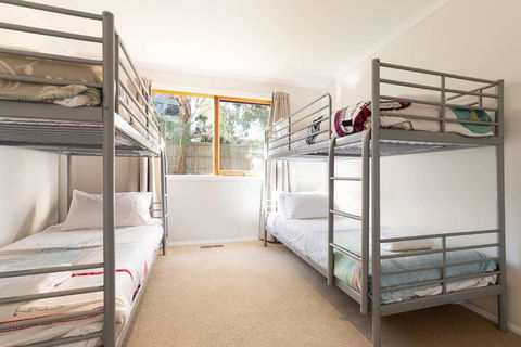 Acqua Vista - Water View, Fireplace, Walk To Beach - Hervey Bay Accommodation 2