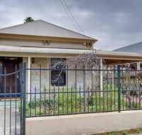 Adelaide close CBD Large Private Studio Apartment in St Peters - Hervey Bay Accommodation