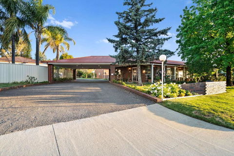 Econo Lodge Border Gateway Wodonga - Hervey Bay Accommodation 1