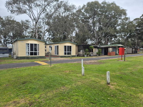Eagle Point Caravan Park - Hervey Bay Accommodation 3