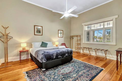 East Parklands Cottage - A Dreamy Garden Hideaway - Hervey Bay Accommodation 2