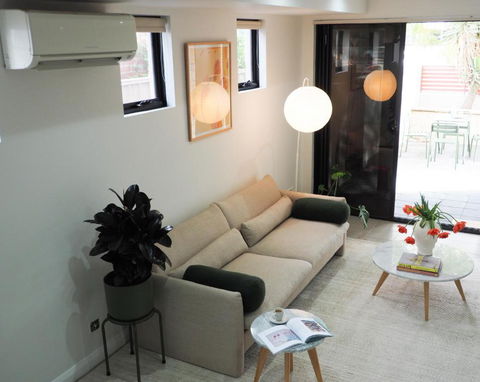 East Perth Townhouse - Hervey Bay Accommodation 2