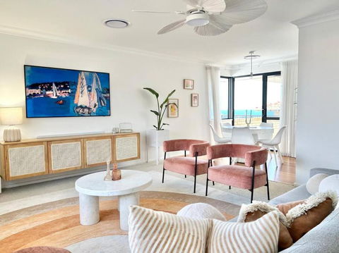 Dolce Vista - North Beach Coastal Haven - Tourism Hervey Bay 3