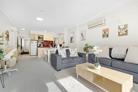 East Perth Family Zen - Hervey Bay Accommodation 4
