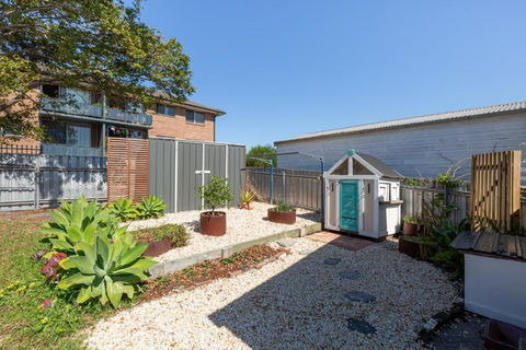 Ellemjays - Tourism Hervey Bay 0