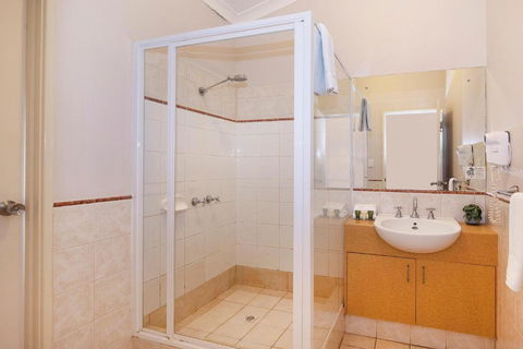 EM Apartments - Hervey Bay Accommodation 1