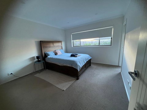 Entire 4 BR House In Moncrieff Close To Playground - Hervey Bay Accommodation 3