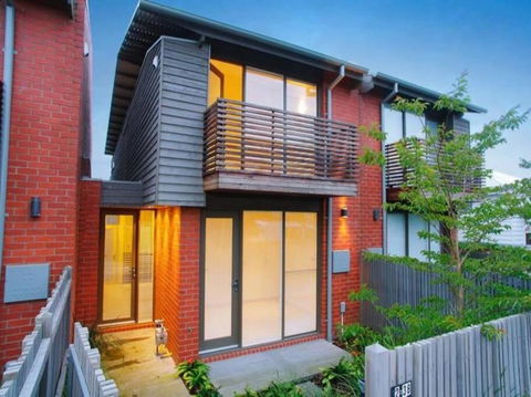Escape@villamanta Long+short Stays Geelong CBD - Hervey Bay Accommodation 4