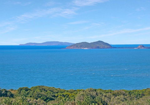 ESCAPE WITH A VIEW - Hervey Bay Accommodation 3