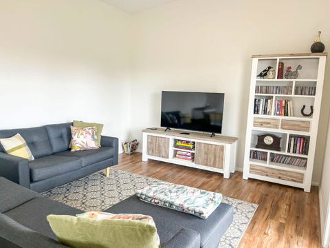 Eucalyptus House - Tourism Hervey Bay 0