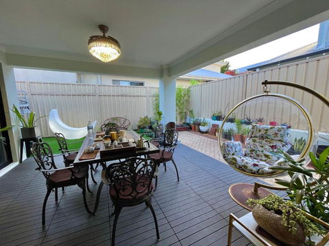 Equitice Spring Moonlight Villa - Hervey Bay Accommodation 3