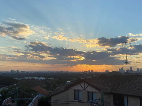 Fab Penthouse Near Bondi / Bronte, Shops & Bars - Tourism Hervey Bay 2