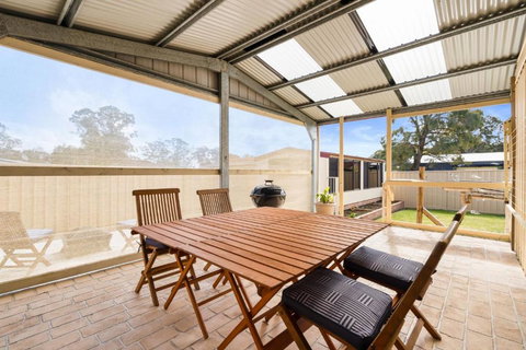 Family Delight - Belle Escapes Jervis Bay - Tourism Hervey Bay 4