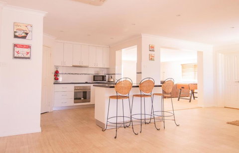 Family Oasis At Busselton - Tourism Hervey Bay 4