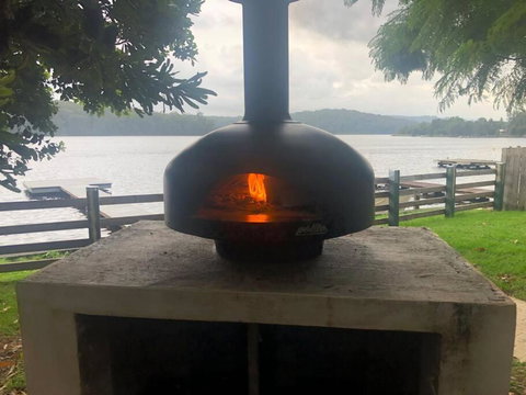 Fantastic Log Cabin On Burrill Lake With Own Jetty - Pet Friendly - Tourism Hervey Bay 2