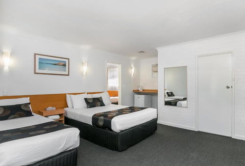 Flag Motor Lodge - Tourism Hervey Bay 3