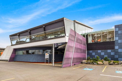 Foreshore Hotel - Hervey Bay Accommodation 1