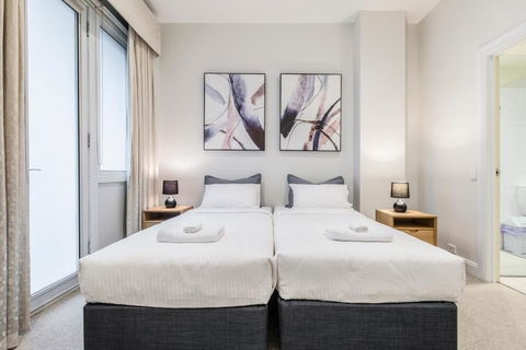 Fabulous Collins Street Luxury 2 BR Apartment - Tourism Hervey Bay 2