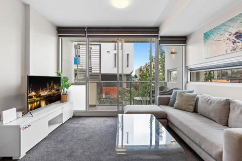 Fitzroy North 1-Bed With Balcony By Edinburgh Park - Tourism Hervey Bay 0