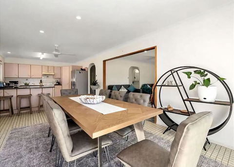 Geoff And Mary S - Hervey Bay Accommodation 1