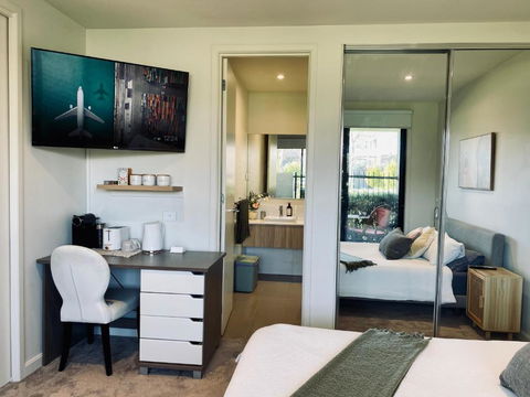 Golf Sandbelt Private Room With Ensuite Inc Breakfast - Hervey Bay Accommodation 1