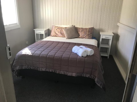 Goondihill Hotel - Hervey Bay Accommodation 3