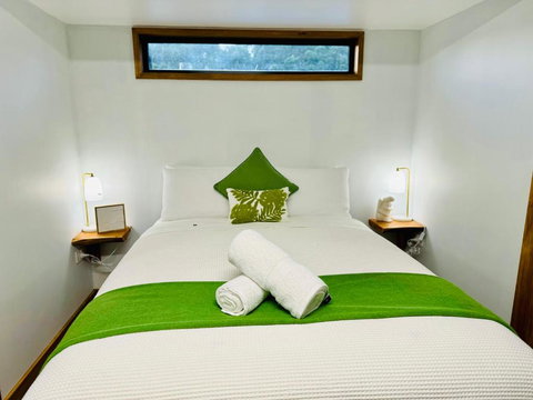 GORGE Chocolates Tiny House - Tourism Hervey Bay 4