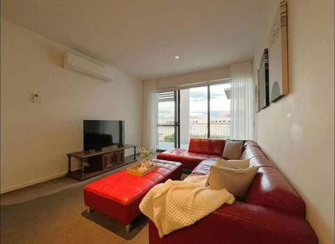 GW24-1 BATH 2 BR At The Glen With FREE Parking And Balcony - Hervey Bay Accommodation 3
