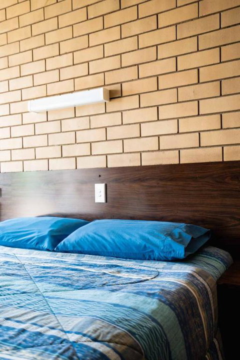 Grand Hotel Motel - Hervey Bay Accommodation 3