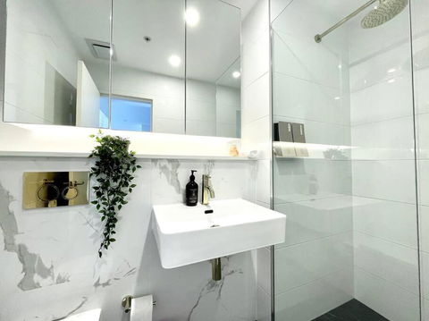 GREEN Skyline View2BR Close To Easter Show - Hervey Bay Accommodation 1