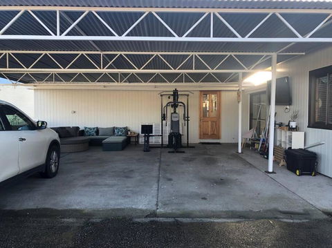 Guesthouse On Grant Street - Hervey Bay Accommodation 3