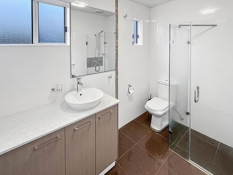 H2O Holiday Apartments - Unit 10 - Tourism Hervey Bay 1