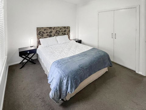 H2O Holiday Apartments - Unit 10 - Tourism Hervey Bay 2