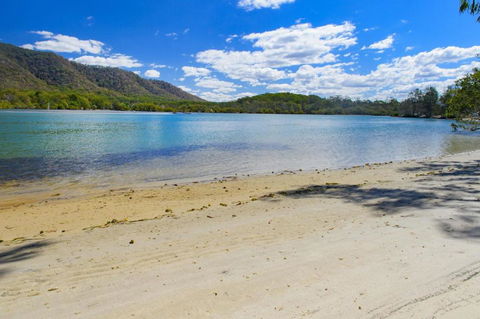 H2O Holiday Apartments Unit 12 - Tourism Hervey Bay 4